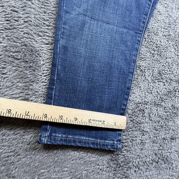 Levi's 311 Shaping Skinny Capri Jeans Women's Size 32 Medium Wash Blue - Picture 7 of 9